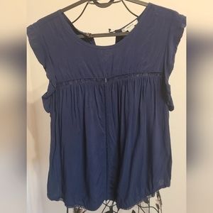 Ruffle‎ navy loose top